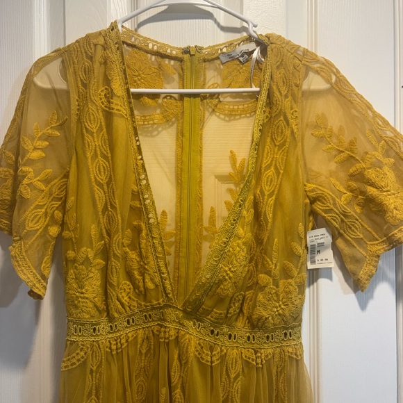 The Clothing Co Mustard Lace Maxi Dress Boho Sheer Overlay Shorts  Size M NWT - Picture 2 of 5